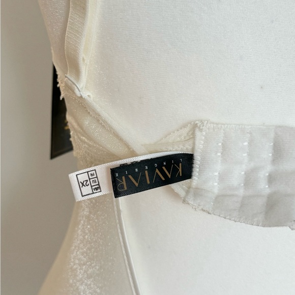 Kaviar Oh La La Cherie Whisper White Guipure High Neck Lace Bodysuit Small NEW - Picture 5 of 6